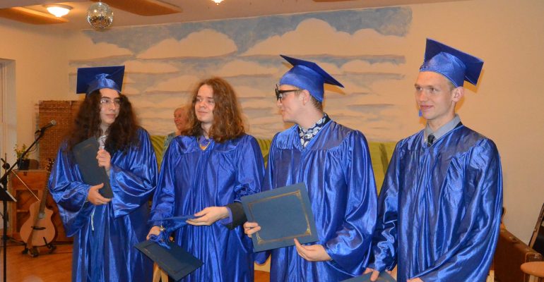 Belle Meade School's 2017 graduates